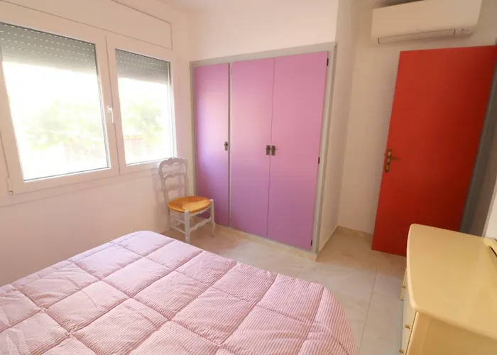 Riera Ginjolers Apartman Roses